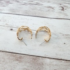 Vintage Earrings for Pierced Ears Gold Tone Pretty Cut Out Hoop Like