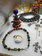 Junk Jewelry Lot Craft Vintage Miscellaneous Items Great Variety! – A