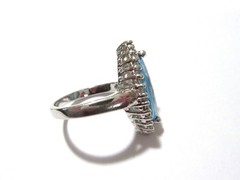 BLUE MARQUISE AND RHINESTONE FASHION COSTUME RING VINTAGE SIZE 8.75