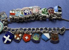 VTG Silver 18 European Travel Charm Bracelet Enamel Shields Flags – 800/900/925