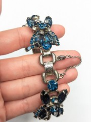 Juliana D&E Five 5 Link Rhinestone Bracelet Blue Navette Flower Accent Ref 6275