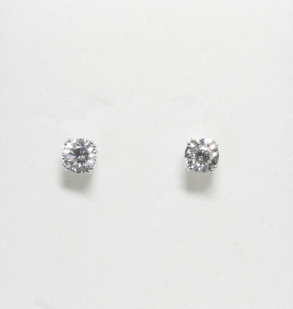 Pair 1.00ct TW Sterling Silver Unique CZ Stud Pierced Earrings