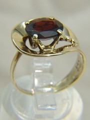 Vintage Unique MCM Tasco 14 K Gold 2 ct Oval Garnet Sz 6.5 Modernist Ring