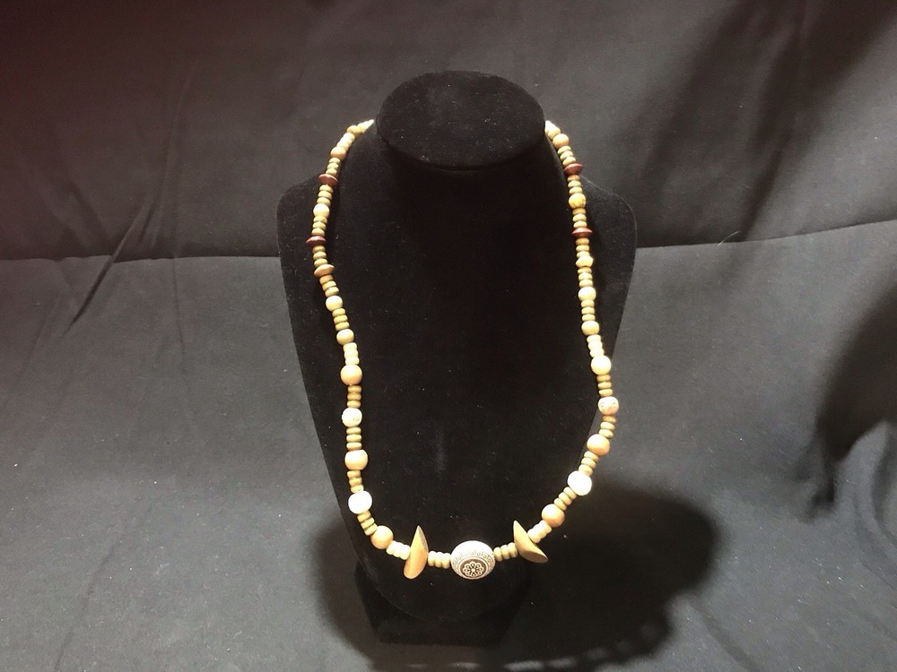 Wood Hawaiian Tribal Bead Shell Necklace 23″ casual brown beige All Seasons