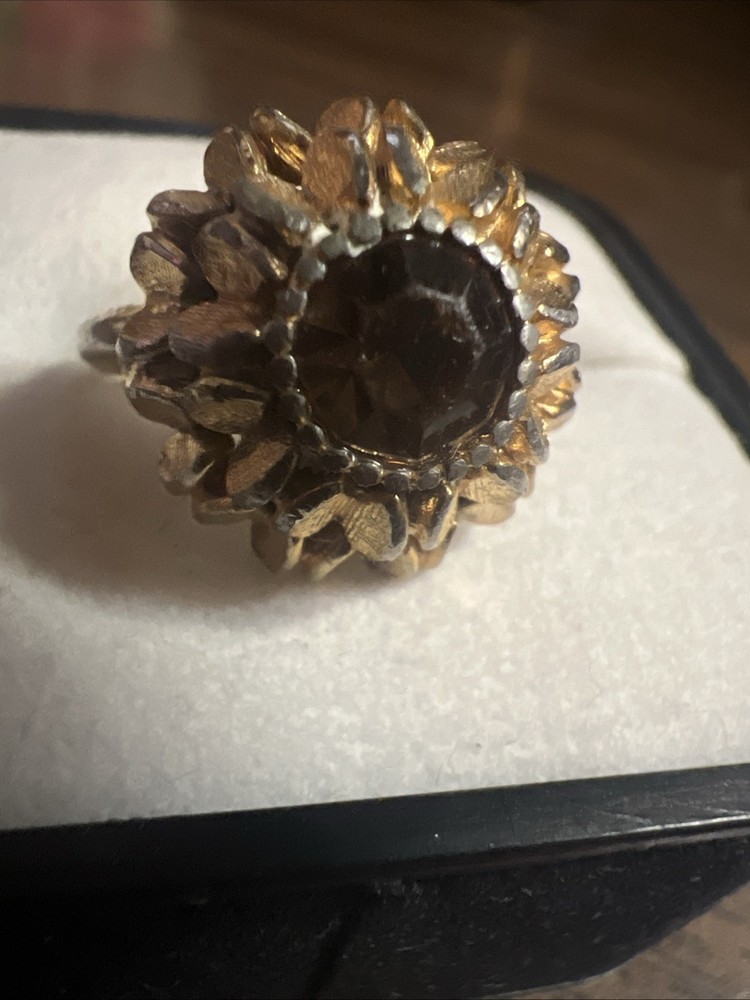 Vtg 1974 Avon SUNFLOWER Gold Tone Ring SunFlower Brown Topaz Wear & Patina 6.75