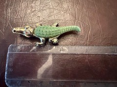 Vintage Gold Tone & Celluloid Alligator Crocodile Brooch Pin w/Red Eye-2 3/4 “