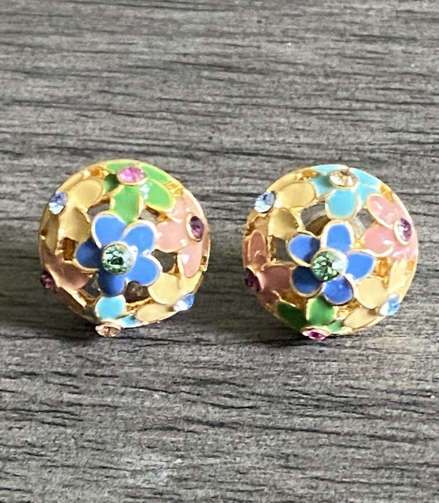Vintage Joan Rivers Openwork Enamel Flower Dome Stud Button Earrings 1998 QVC