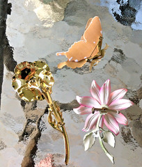 Vintage Enamel / Gold Tone Flower Pin / Brooch Lot – Mixed Materials – 1 Signed