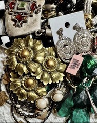 Vintage to Now Jewelry Estate Lot 1 Lbs