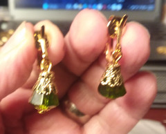 MaryBee 10mm Hunter Green Dangle, W/ Gold Tone Clip On Earrings 05-01-2025