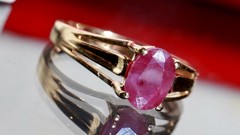 10k yellow gold sz 4.5 ring 0.80ct natural, treated ruby solitaire 1.47gr Nissko