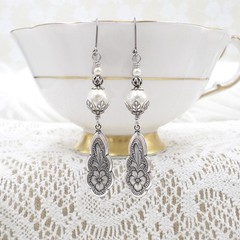 Art Nouveau Earrings, Antique Silver Tone Pansy Flower Cream Faux Pearl Jewelry