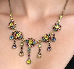 Vintage VCLM Nordstrom Victorian Style Rhinestone Bib Necklace Flowers Blu02-2