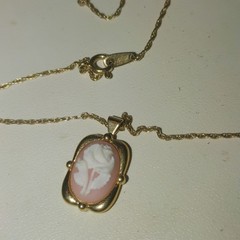Crown Trifari Necklace Stamp Floral Cameo Pendant Gold Toned Vintage 1950 1970s
