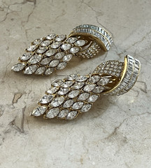 Vintage Ciner? Crystal Rhinestone Statement Drop Hinged Clip on Earrings 3″ Long