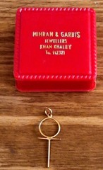 Vintage Estate Egyptian 18K Yellow Gold Ankh Figure! 1.25″ L!! In Original Box!!