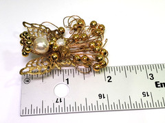 Vintage Gold Tone Wire Christmas Angel Pin Brooch Faux Pearls