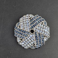Vintage Trifari Blue Rhinestone Brooch Pin Silver Tone Knot Design Mid-Century