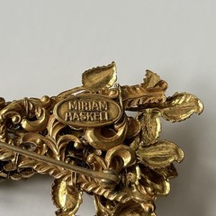 VTG Miriam Haskell Bar Brooch Green Rhinestone Floral Filigree Goldstone Signed