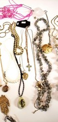 Vintage Estate Mixed Lot Costume Jewelry Signed Unsigned 93 PCS