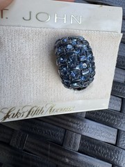 St. John Glamorous Vintage Rhinestone Huggie Dome Clip Earrings Sapphire Blue
