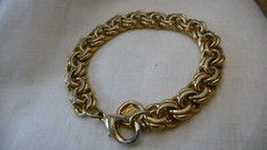 A#1110X vtg Costume BRACELET GOLD TONE CHARM BRACELET ( no charms ) 6 1/2″ L GG