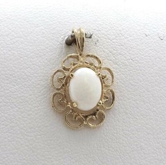 14k Gold White Opal Charm Pendant Scalloped Edge Flower October Birthstone
