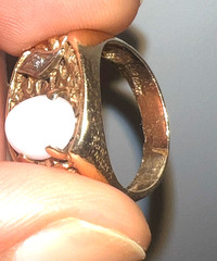 14k Solid Gold Vintage Estate Ring Elegant fine Jewelry, 1 of 1 piece