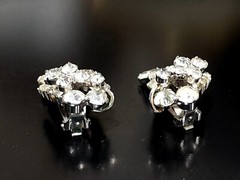 Vintage Good Quality Rhinestone Clip Earrings Silver Tone 1.5″ Long Pear Shape