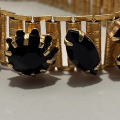Vintage 1950’s Black Onyx Faceted Crystal Link Bracelet Fit a 6.5” Wrist. J-41