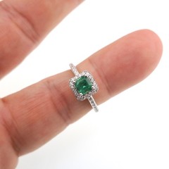 Pettie 14k Solid White Gold .60ct Natural Emerald and Diamond HALO Ring Sz 5.25