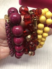 15 Vintage Womens Bracelets Assorted Shades Styles Beads & Free Shipping