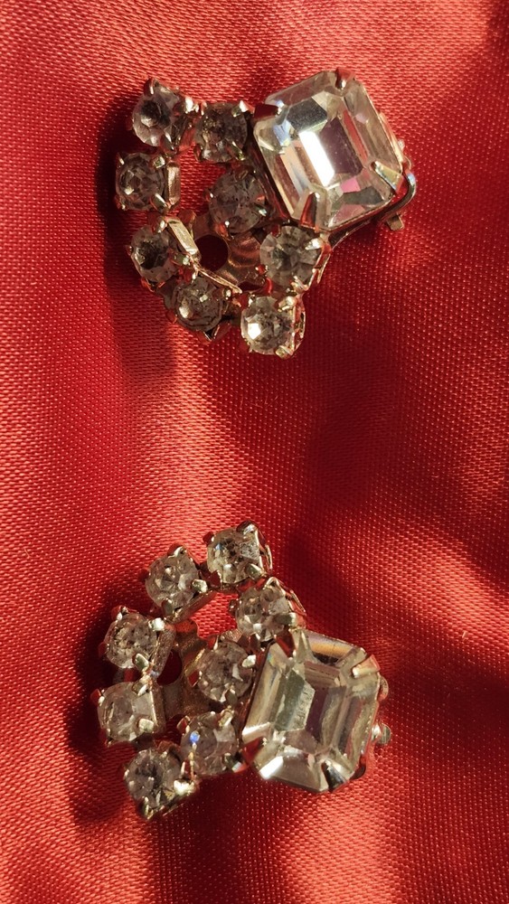 Vintage Clip-on Patent Pending Deco Style Rhinestone Earrings