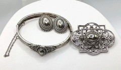Vintage Silver Tone Filigree Hinged Bracelet Clip Earrings Brooch Set