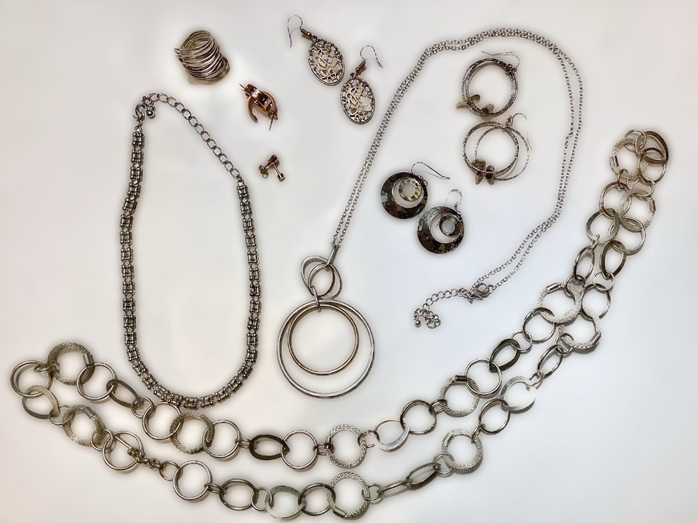 Vintage To Now Mixed Metal Jewelry Lot Wearable Untested Classic Boho