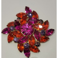 Vintage Set Gold-tone & Rhinestone Brooch and Clip on Earrings