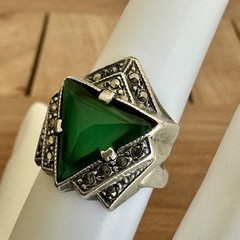 Vintage LCW Art Decor Ring 5.25 Green Chrysoprase Marcasite 925 Sterling 3.7g