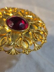 Vintage Lady Remington Round Brooch Gold Tone With Faux Red Gem