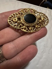GOLDTONE FAUX ONYX BROOCH