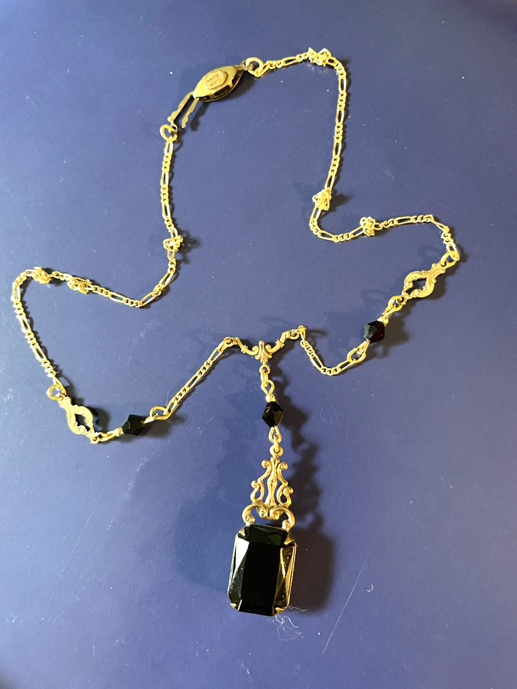 Vintage Sadie Green Art Deco Emerald Cut Black Glass Y Necklace