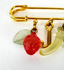 Juicy Couture Stamped Gold Tone Safety Pin Brooch Pin Fruit J Heart Charms Auth