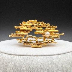 Vintage Gold Tone Metal Faux Pearl Accent Brooch Abstract Mid Century Brutalist