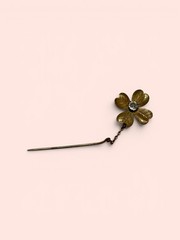 Antique Victorian Gold Tone Four Leaf Clover Stickpin Safety Chain Paste Stone