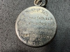 1.25g Vintage Sterling Silver 925 Round Blue Pendant Mustard Seed Quote M
