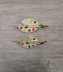 Lot Of 2 Vintage Gold Tone Artist Palette Paint Brush Signed Gerry’s Pin Brooch