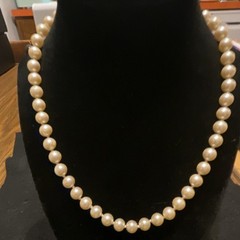 Vintage White Pearl Round Beaded Strand Necklace Knotted Spring Ring Clasp 16”