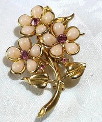 Vintage Floral Pink Thermoset Rhinestones Celluloid Romantic Spring