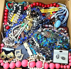 15 Pound Lbs Unsearched Huge Lot Jewelry VTG Vintage Modern Junk & Wear Tangled