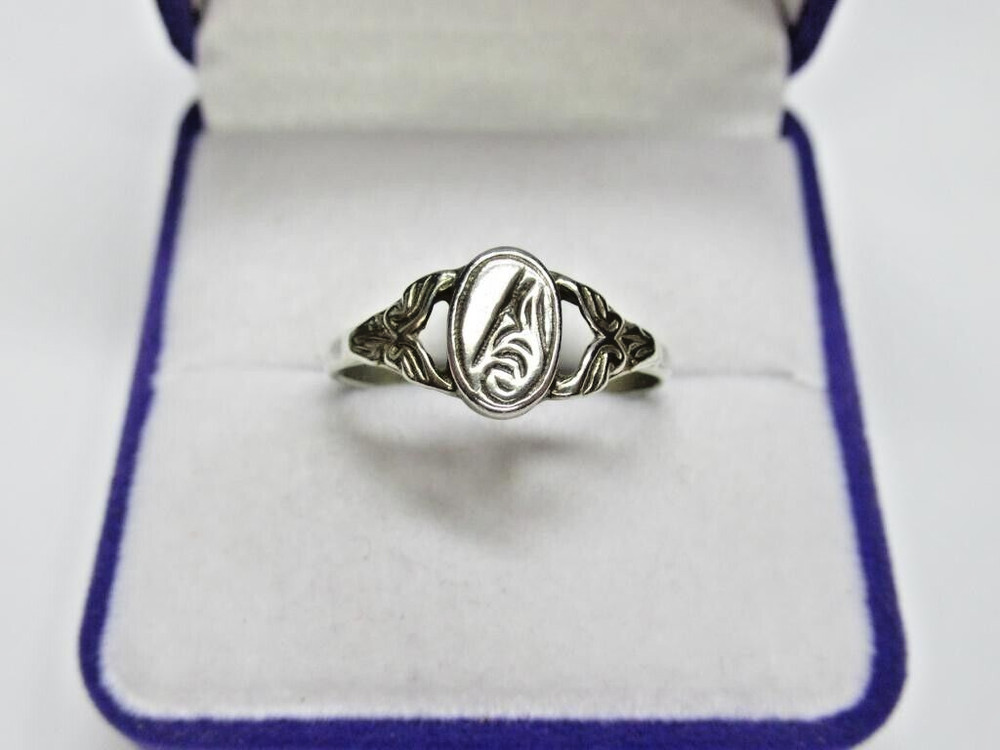Vintage Sterling Silver 925 Women’s Ring Elegant Jewelry, Size 8.5