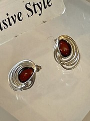 Genuine Baltic Natural Cherry Color Amber Earrings Vintage Butterscotch 老琥珀